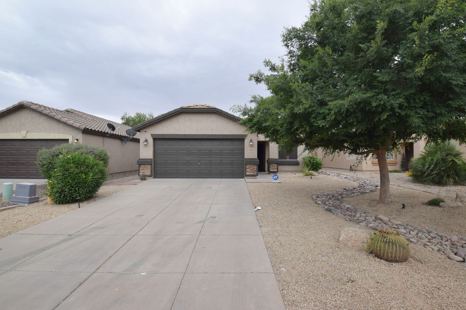 San Tan Valley House: 2797 E Mineral Park Rd