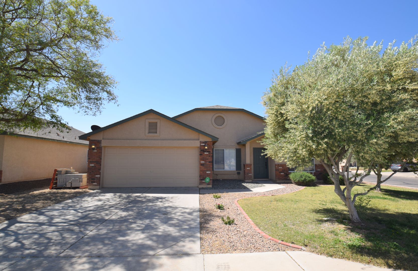 San Tan Valley House: 4307 E Meadow West Lane