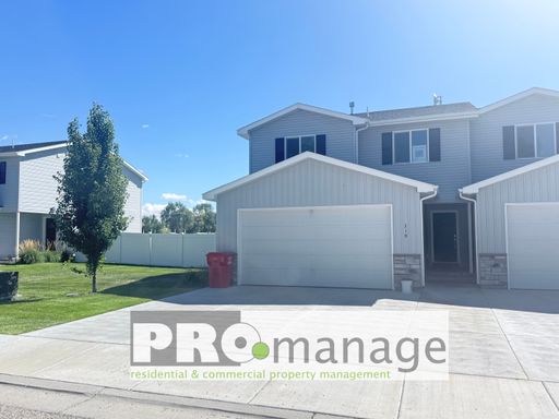 Newer townhome in Rigby – photo 1