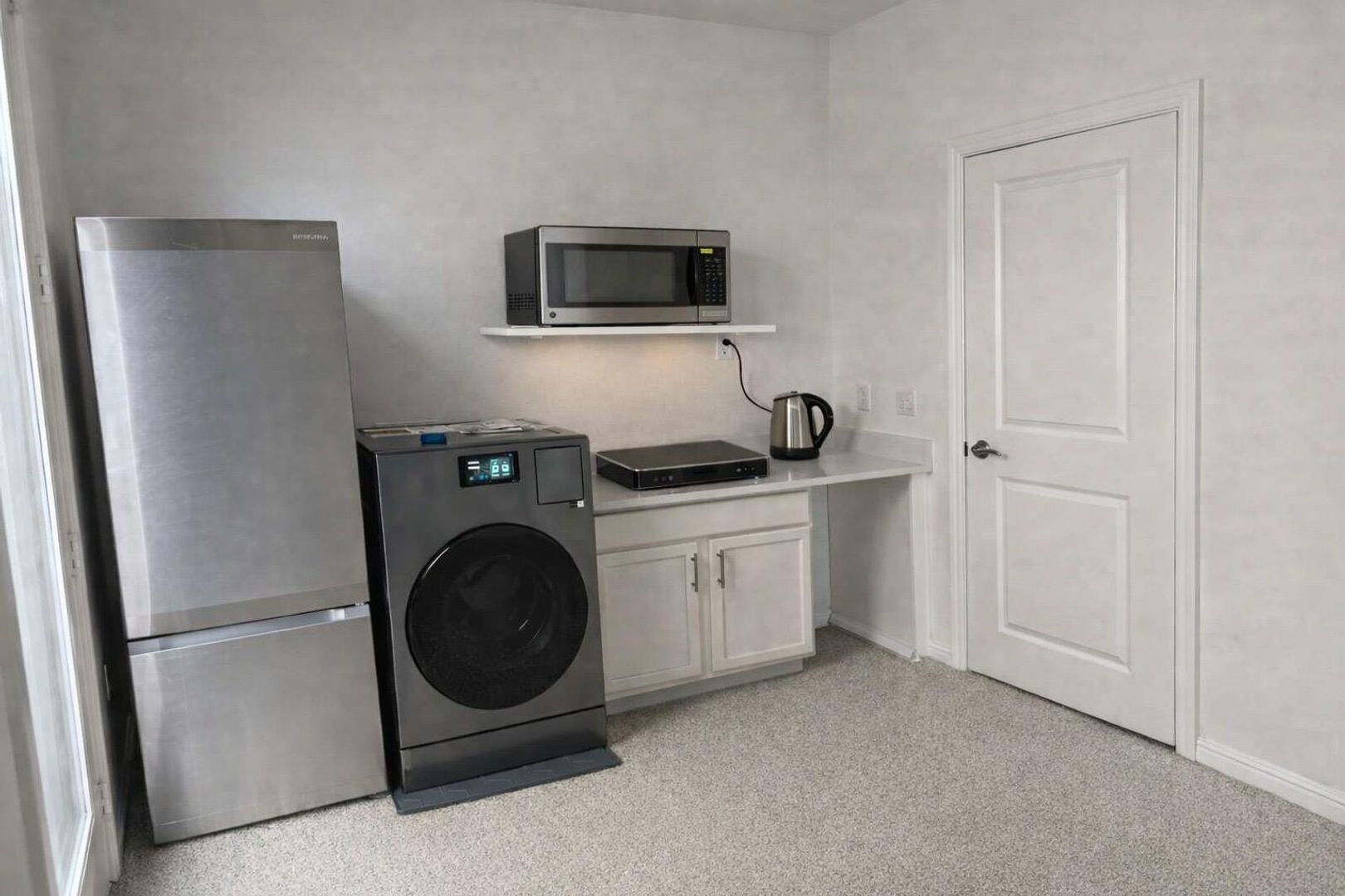 Lathrop Apartment: 3543 Posey St