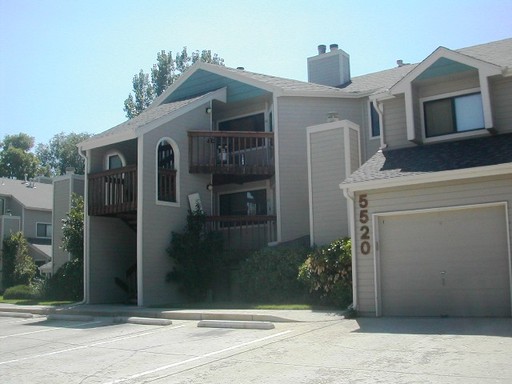 Two bedroom condo in East Boulder – photo 1