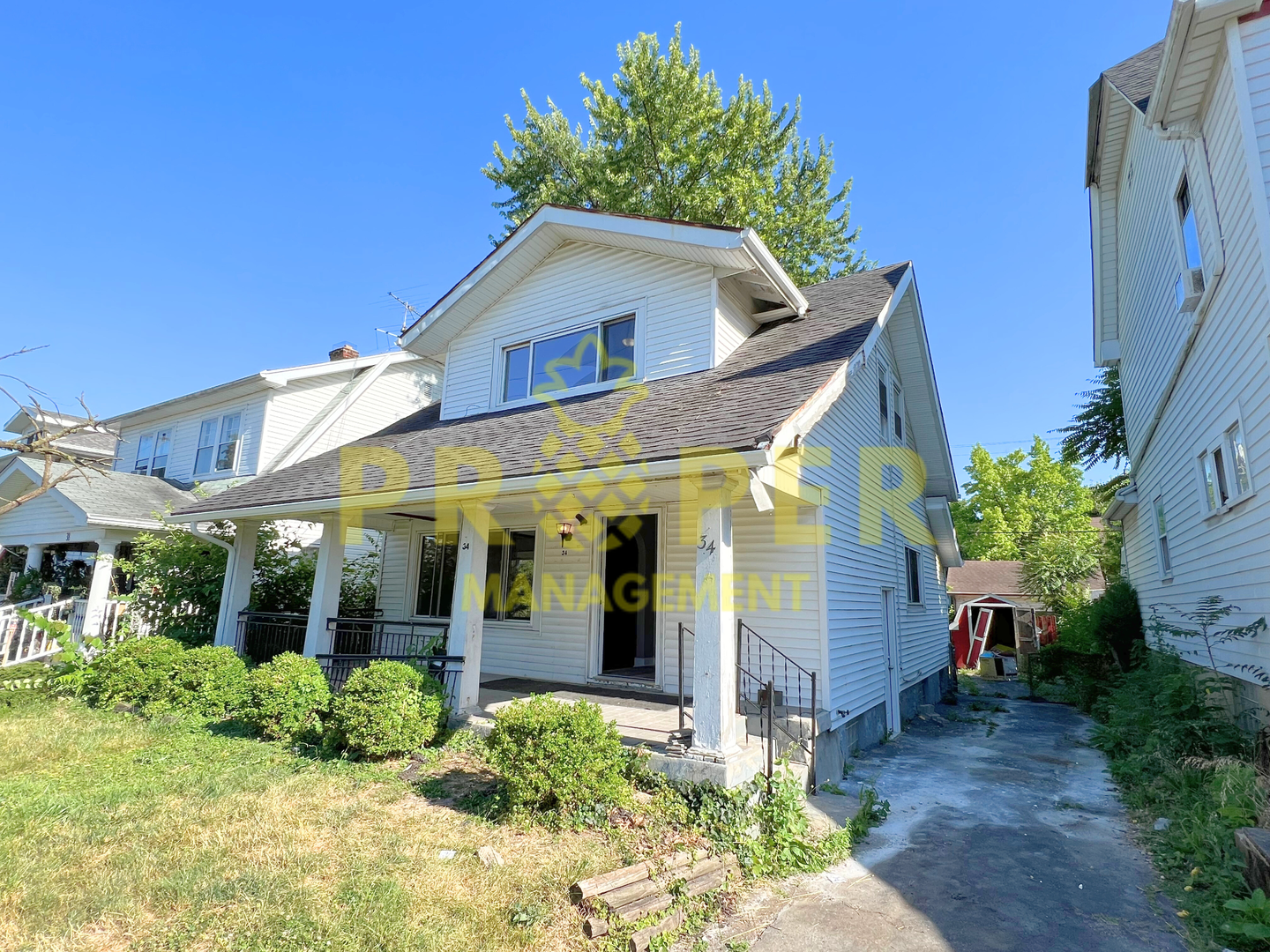 Dayton House: 34 E Siebenthaler Ave