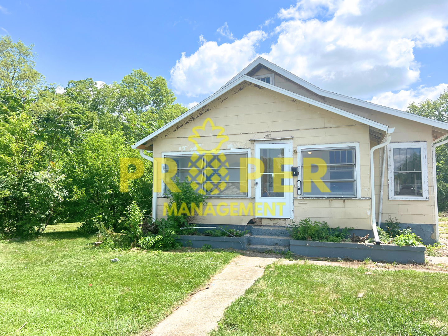 Dayton House: 40 Malden Ave