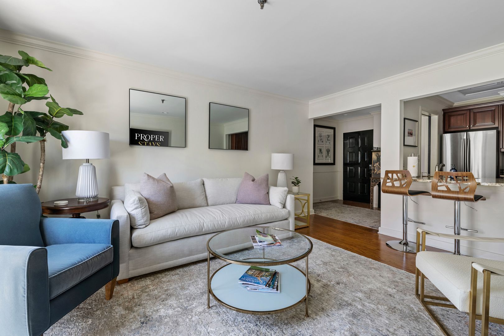 Charleston House: 32 Vendue Range