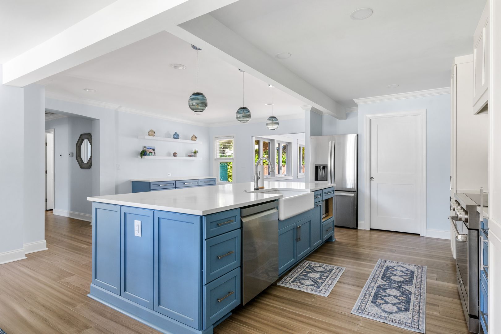 Mount Pleasant House: 1158 Shoreside Way