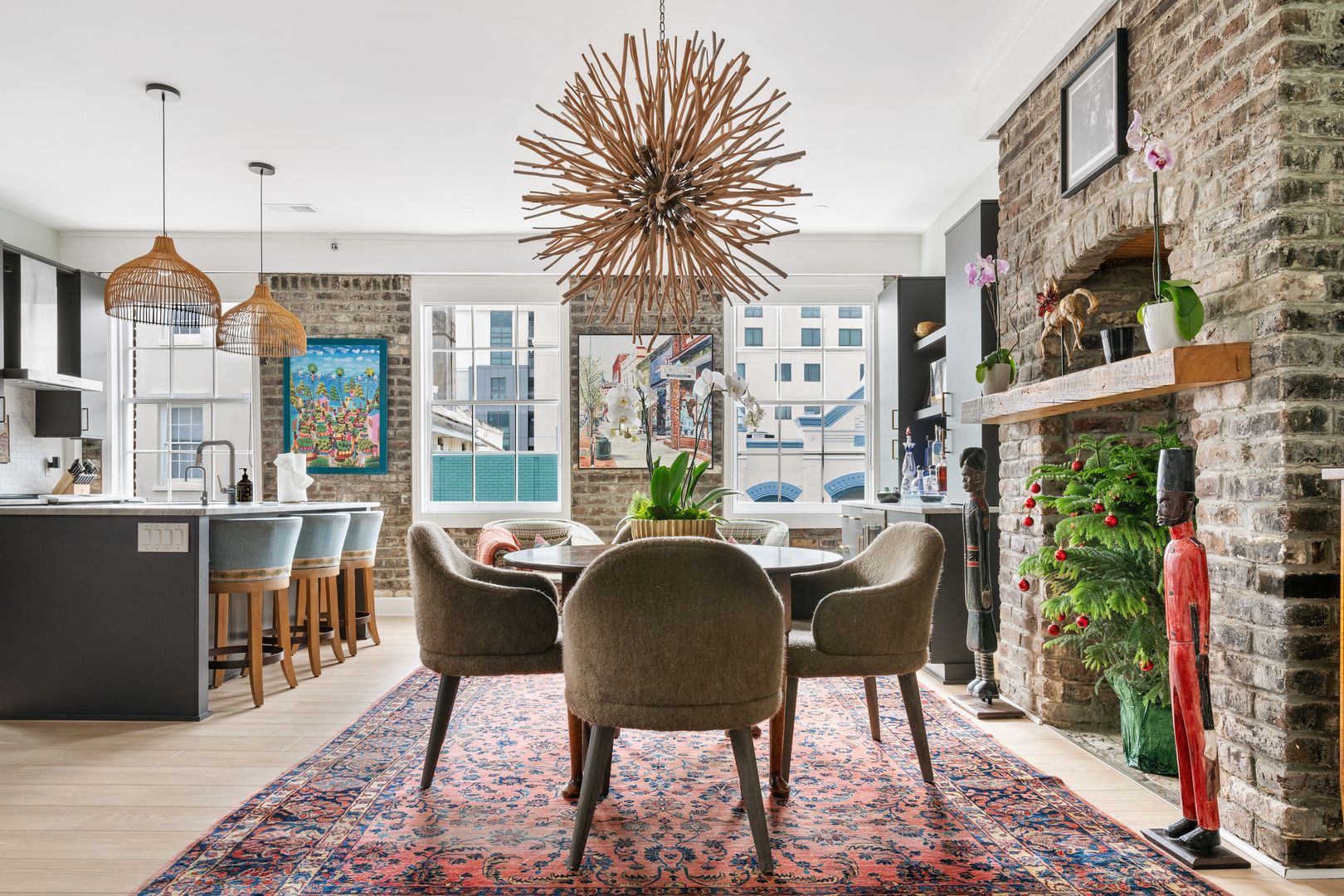 Charleston House: 348 King Street