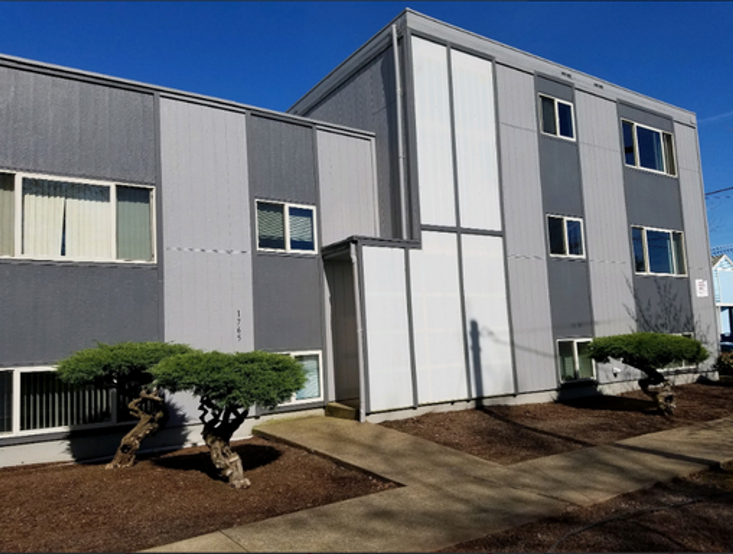Corvallis Apartment: 1765 NW Van Buren