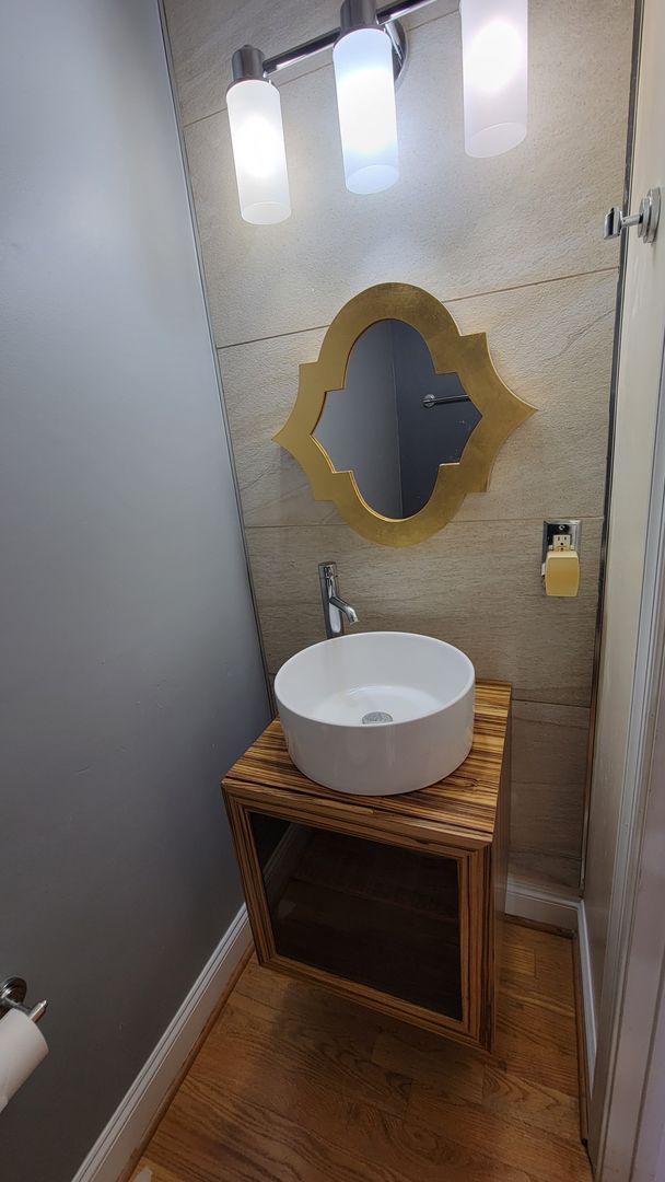 Washington Apartment: 435 Manor Pl NW