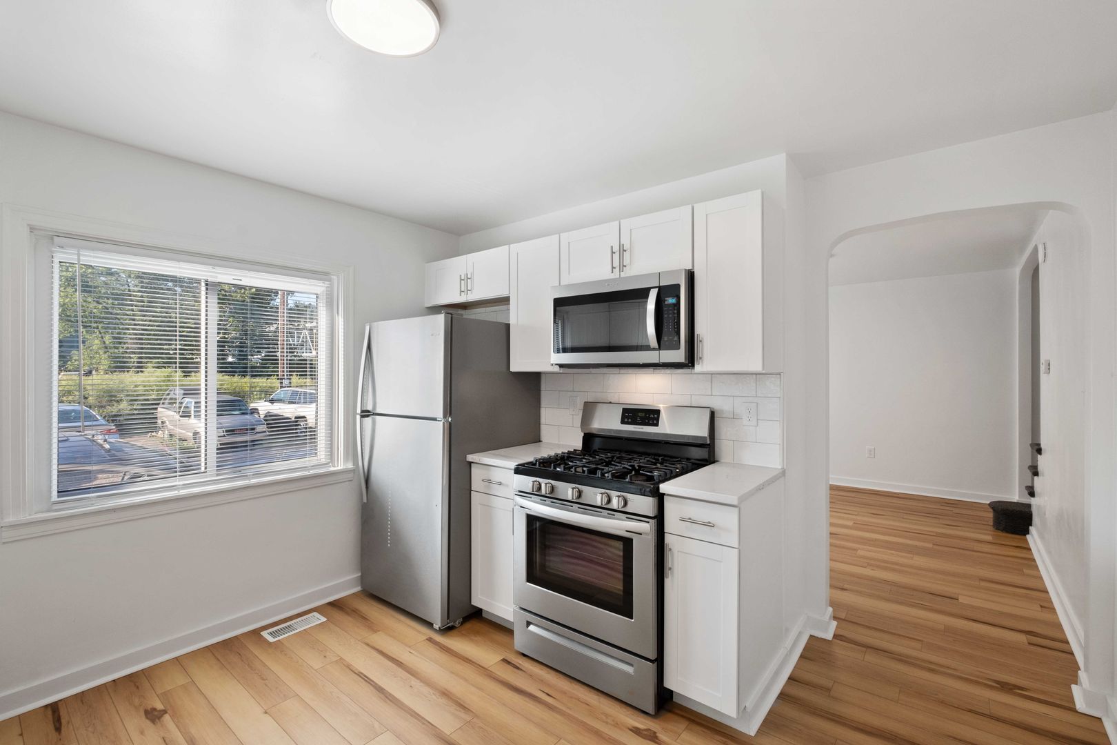 Pittsburgh House: 206 Short Canal Street