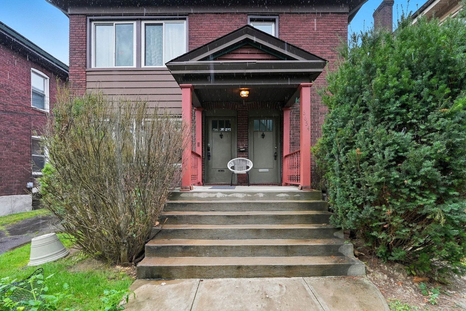 Pittsburgh Apartment: 6654 - 6656 Woodwell St