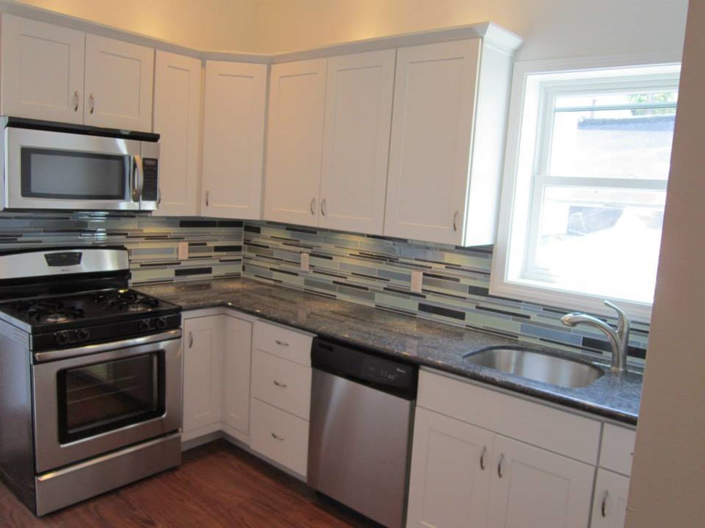 Pittsburgh Apartment: 159 s. 18th Street