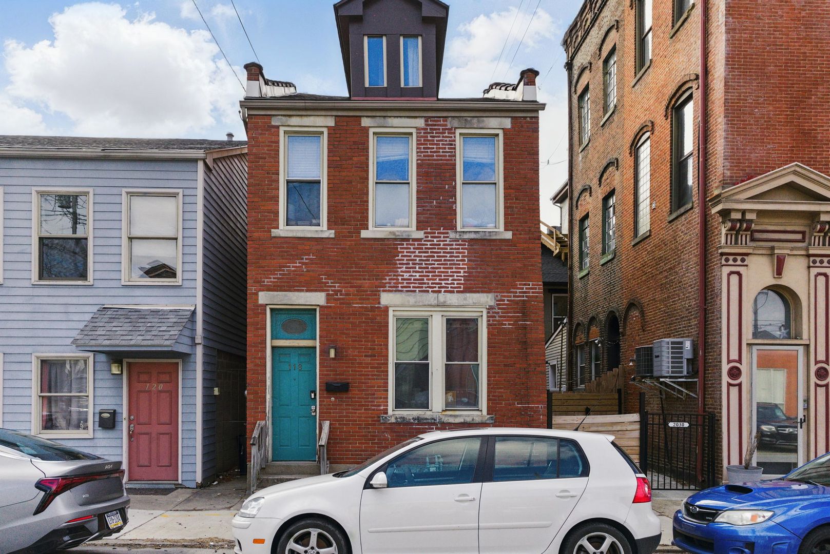 Pittsburgh House: 118 s 21st Street