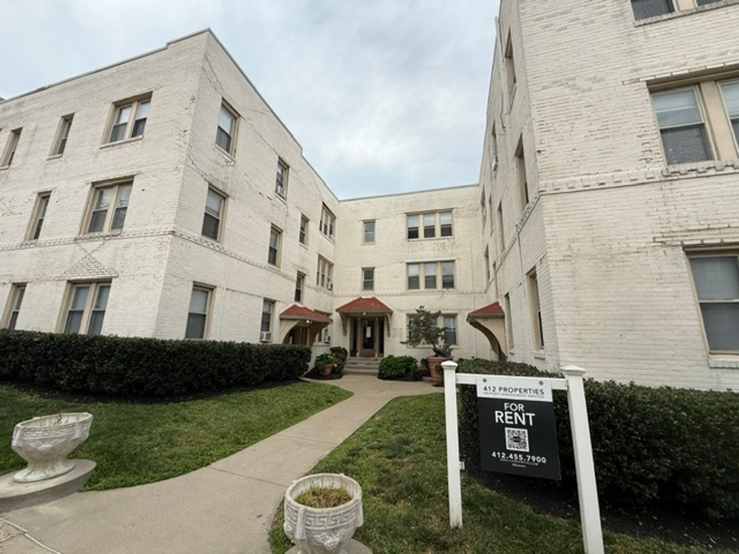 Pittsburgh Apartment: 125-129 Central Square