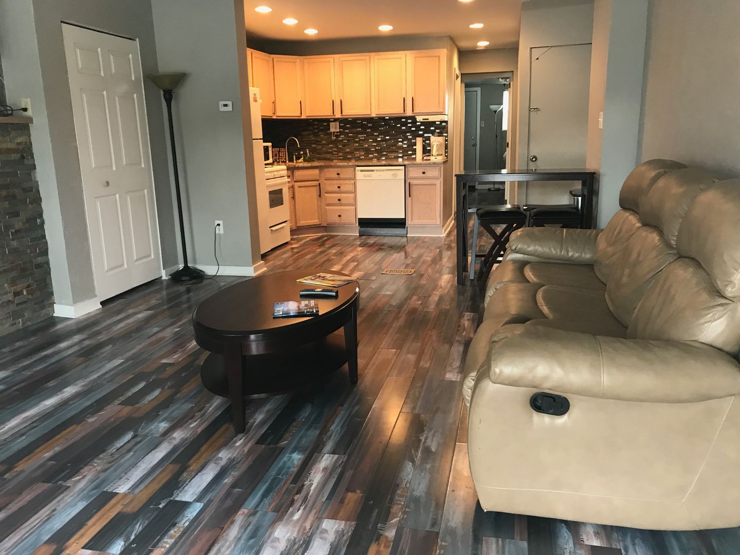 Pittsburgh House: 96 s. 26th Street