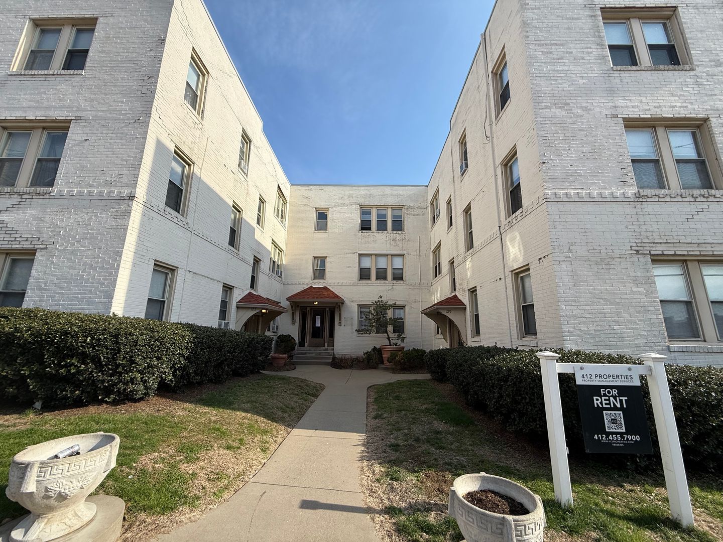 Pittsburgh Apartment: 125-129 Central Square