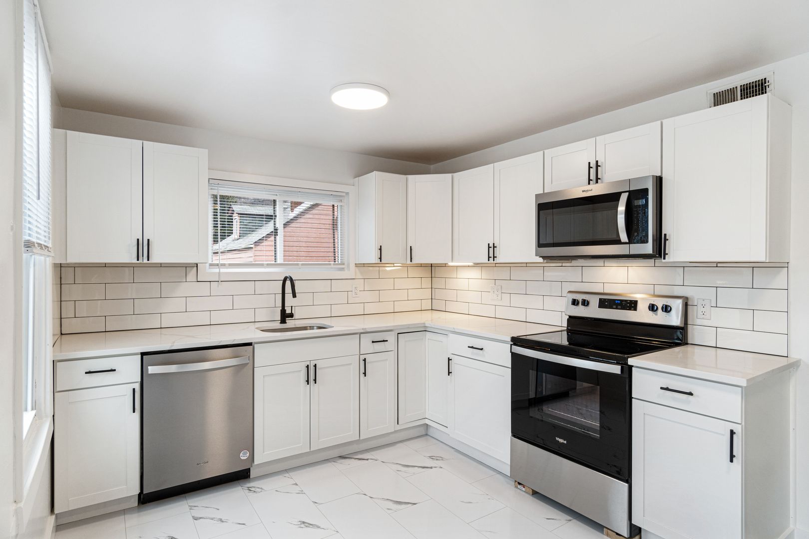 Pittsburgh Apartment: 1738 Main Street