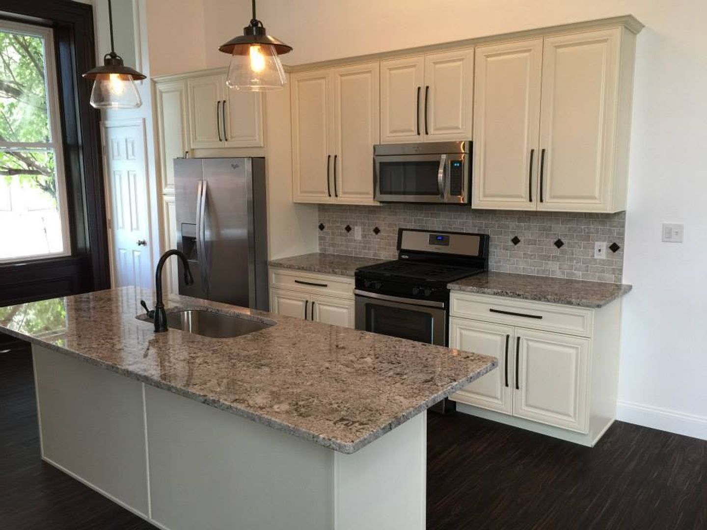 Pittsburgh Apartment: 16 s. 13th Street