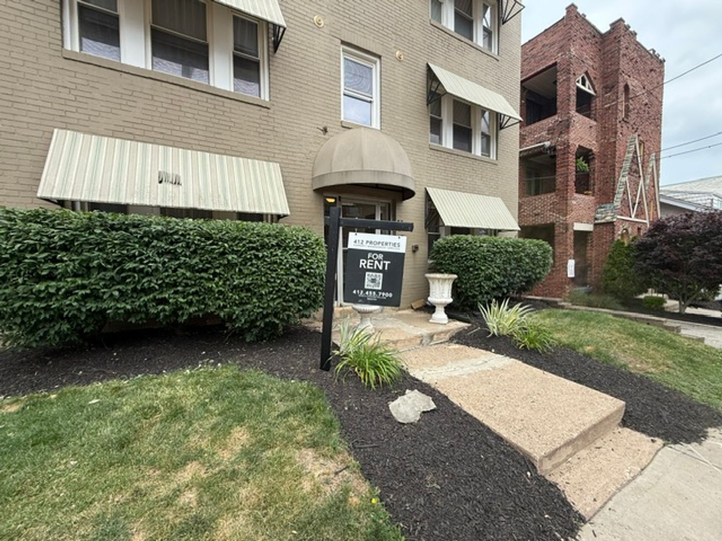 Pittsburgh Apartment: 101 Central Square
