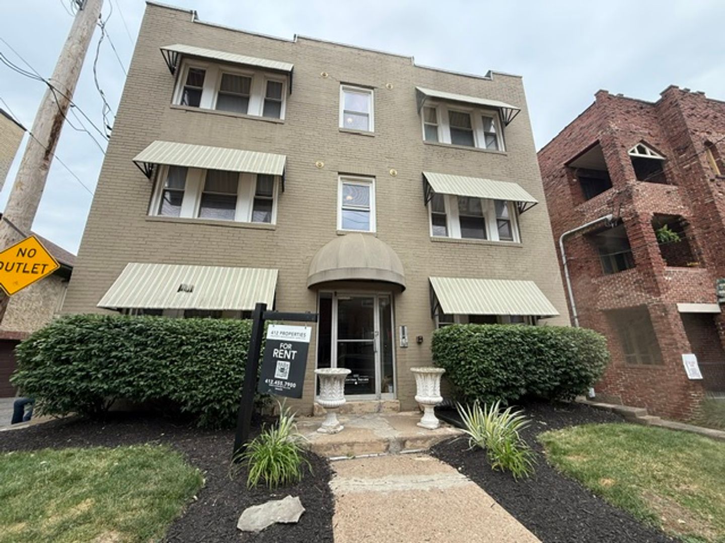 Pittsburgh Apartment: 101 Central Square