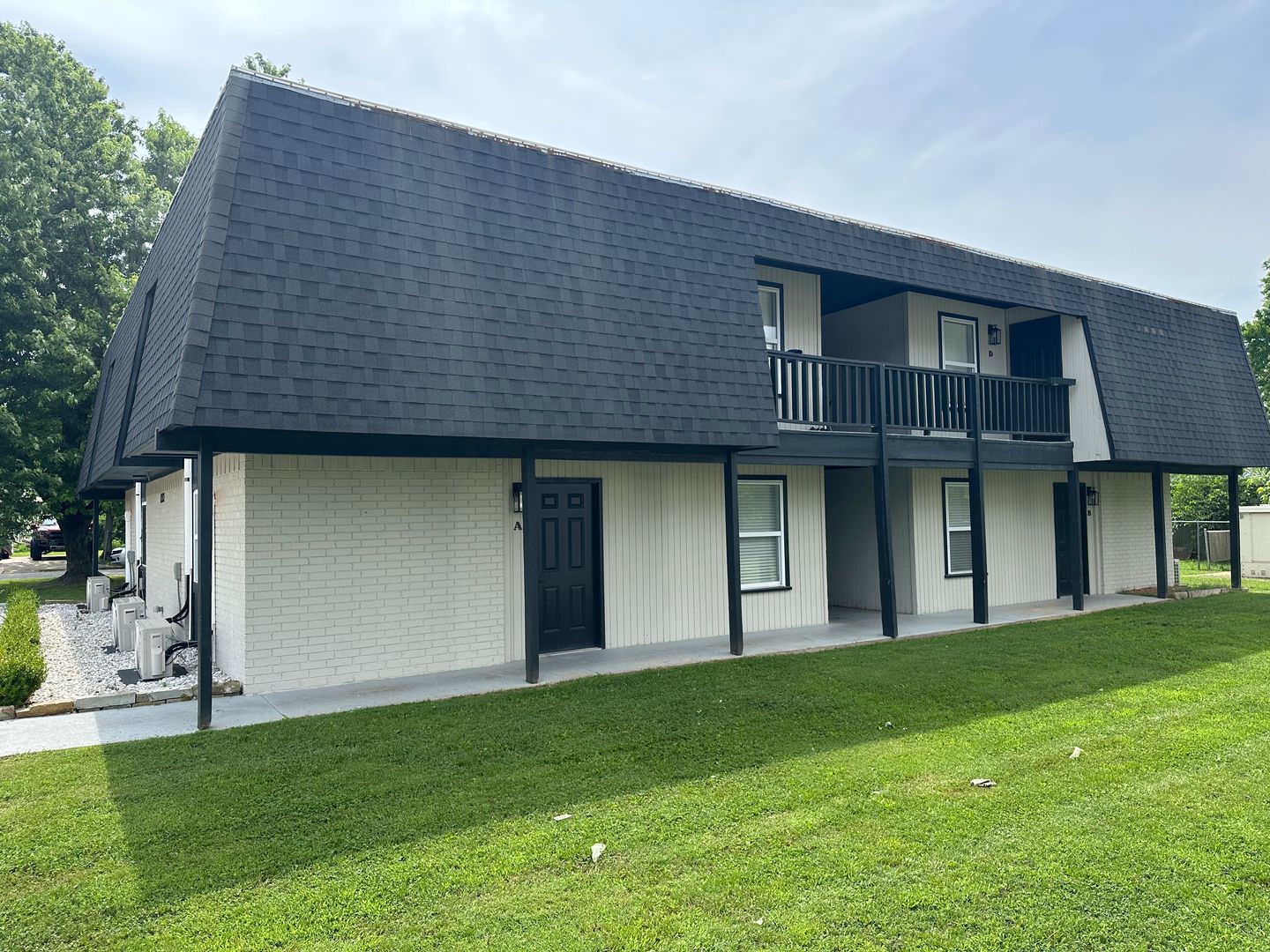 Springdale Apartment: 1201 Backus Ave.