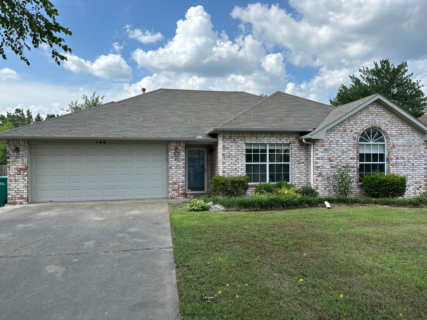 Springdale House: 766 Terry Avenue