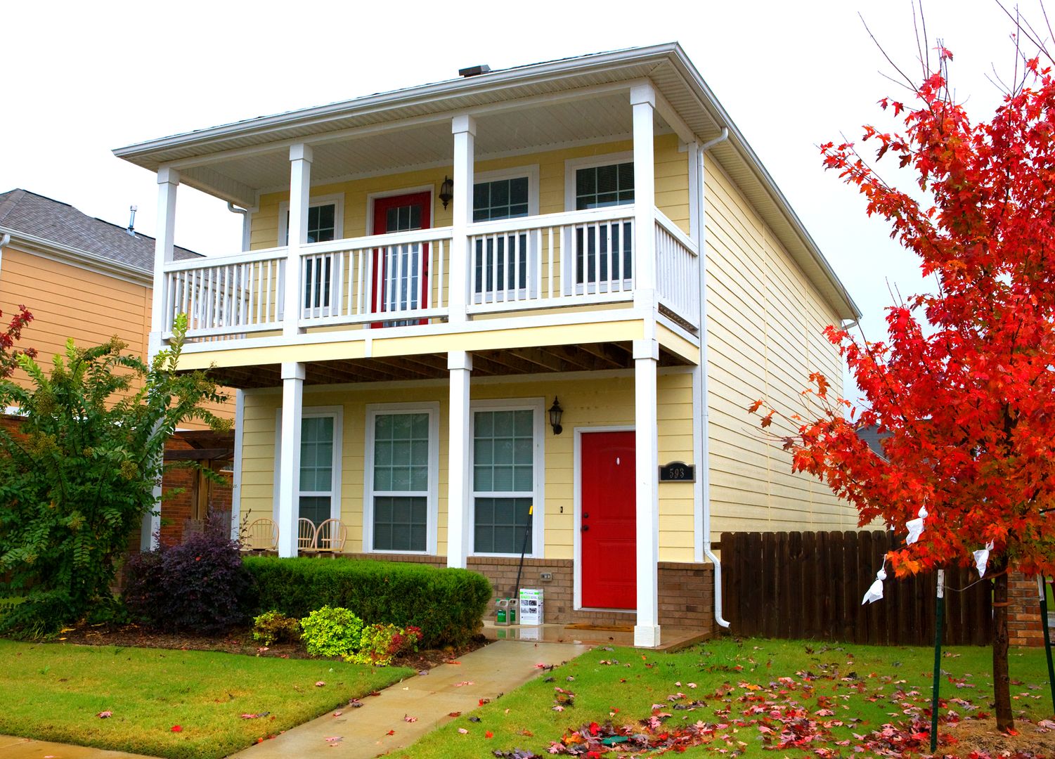 Fayetteville House: 593 N. Tennyson Ln