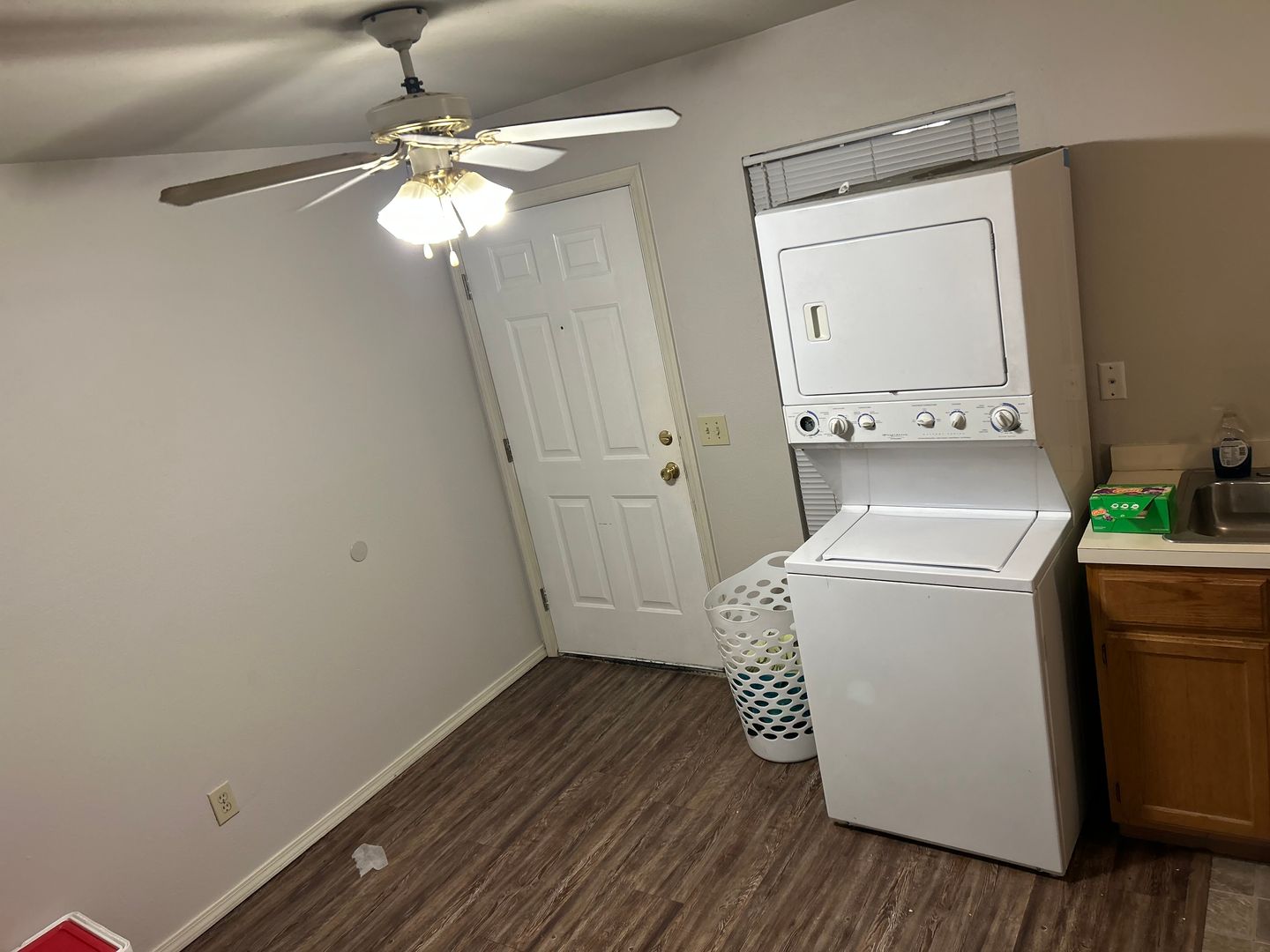 Fayetteville House: 980 W. Cleveland St.