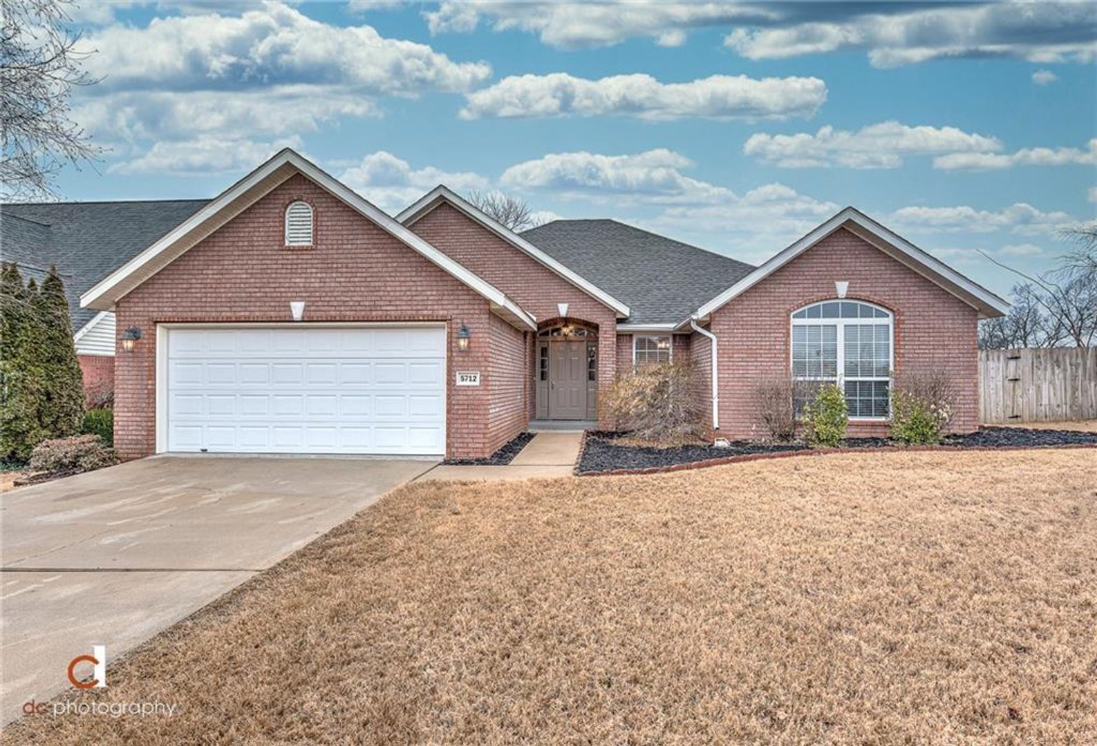 Rogers House: 5712 W Casey Dr