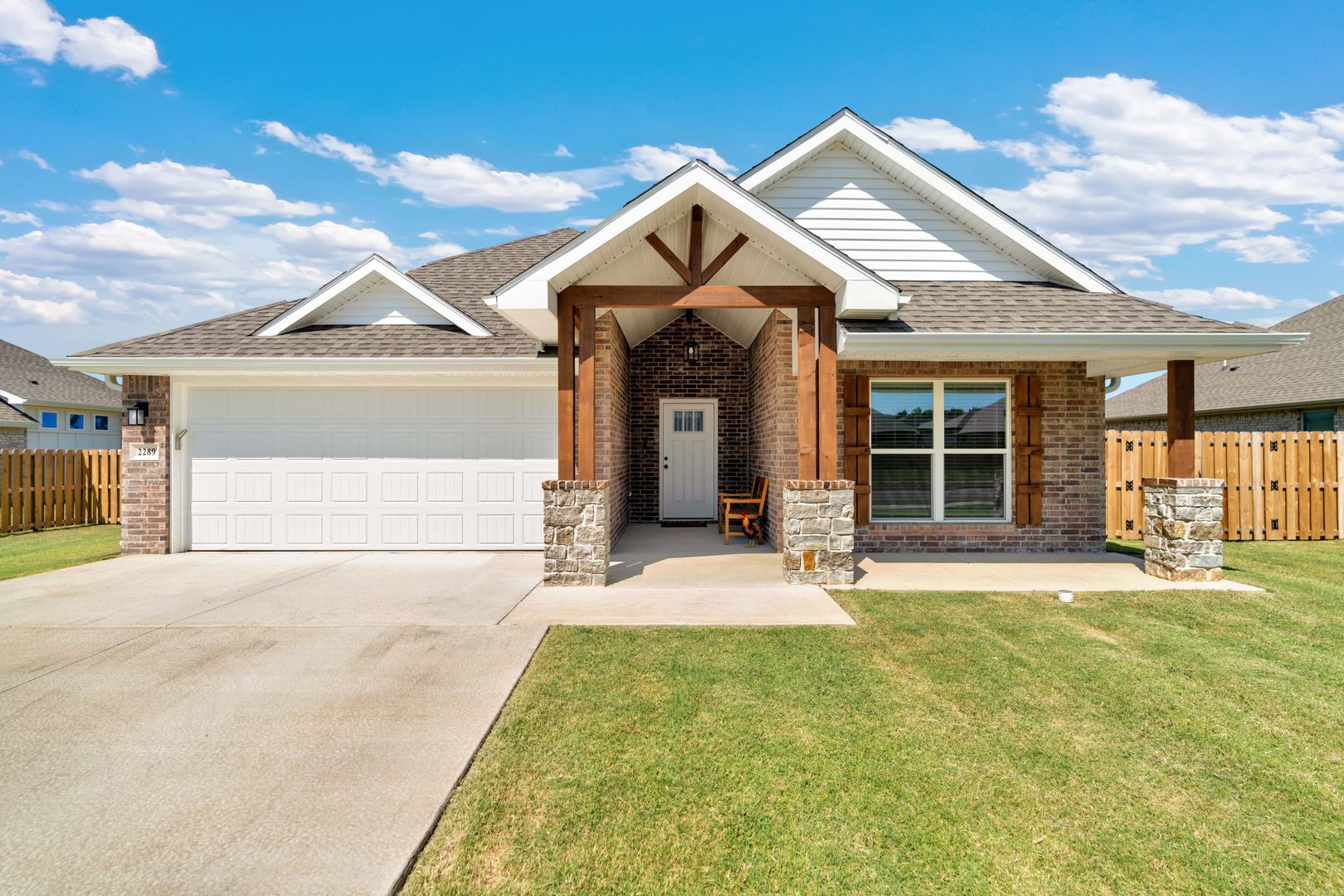Farmington House: 2289 Overlook way