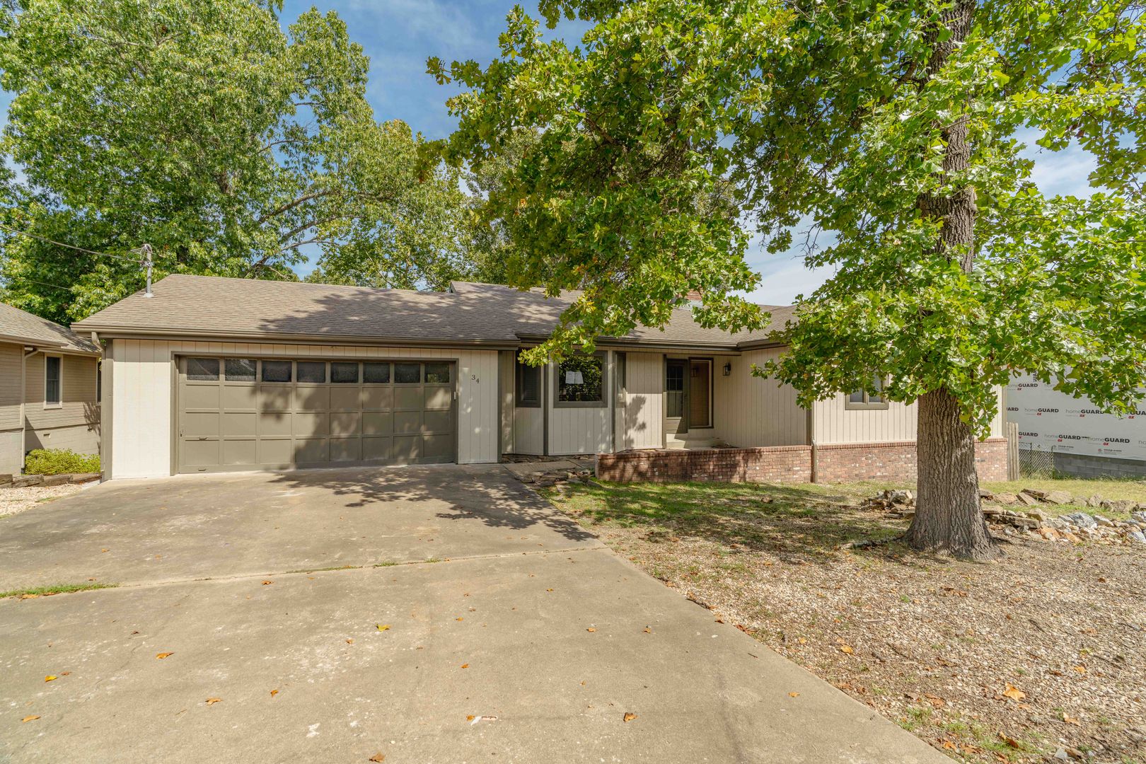 Bella Vista House: 34 Luncarty Ln