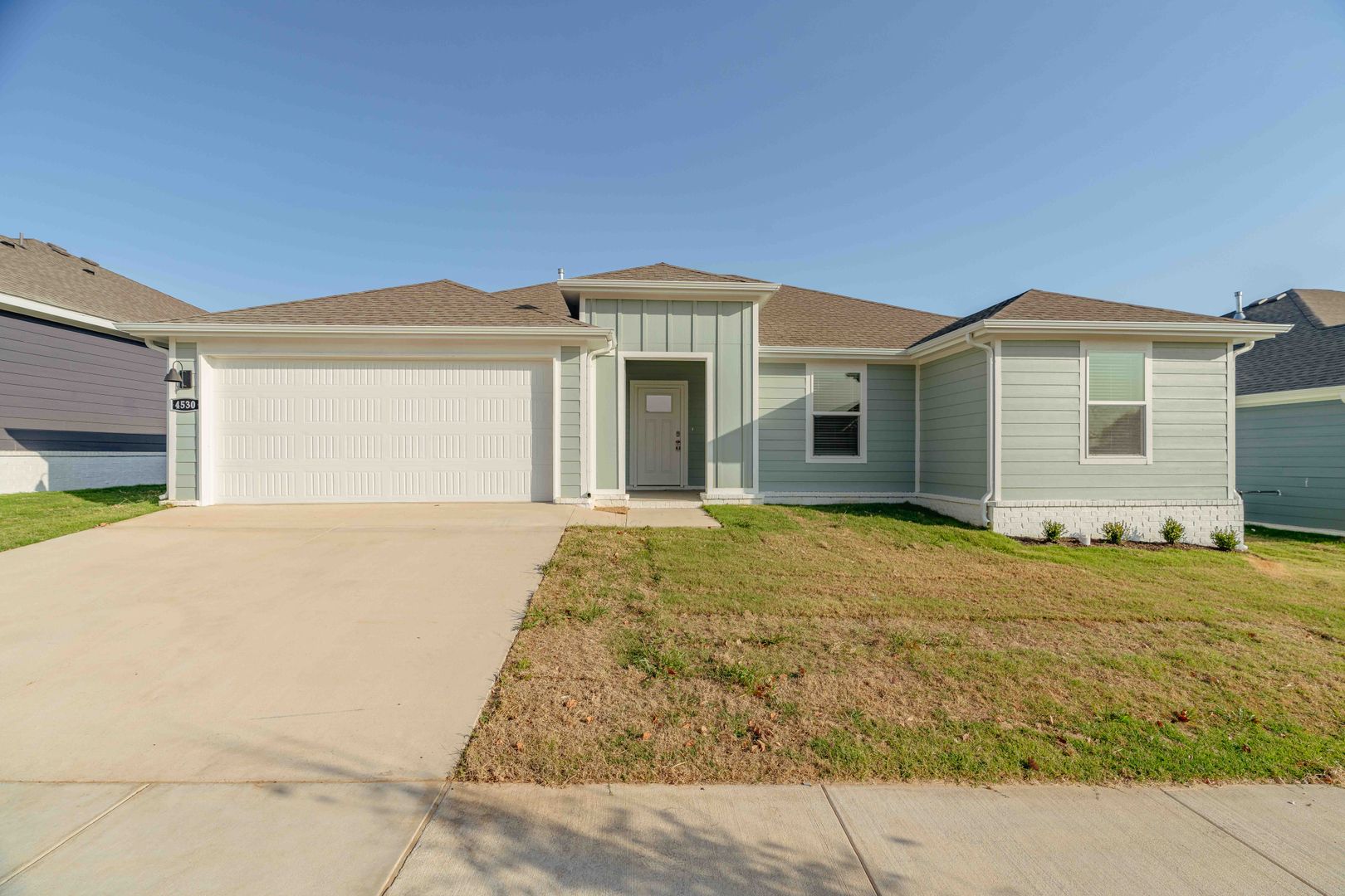 Fayetteville House: 4530 W Canyon Run Dr