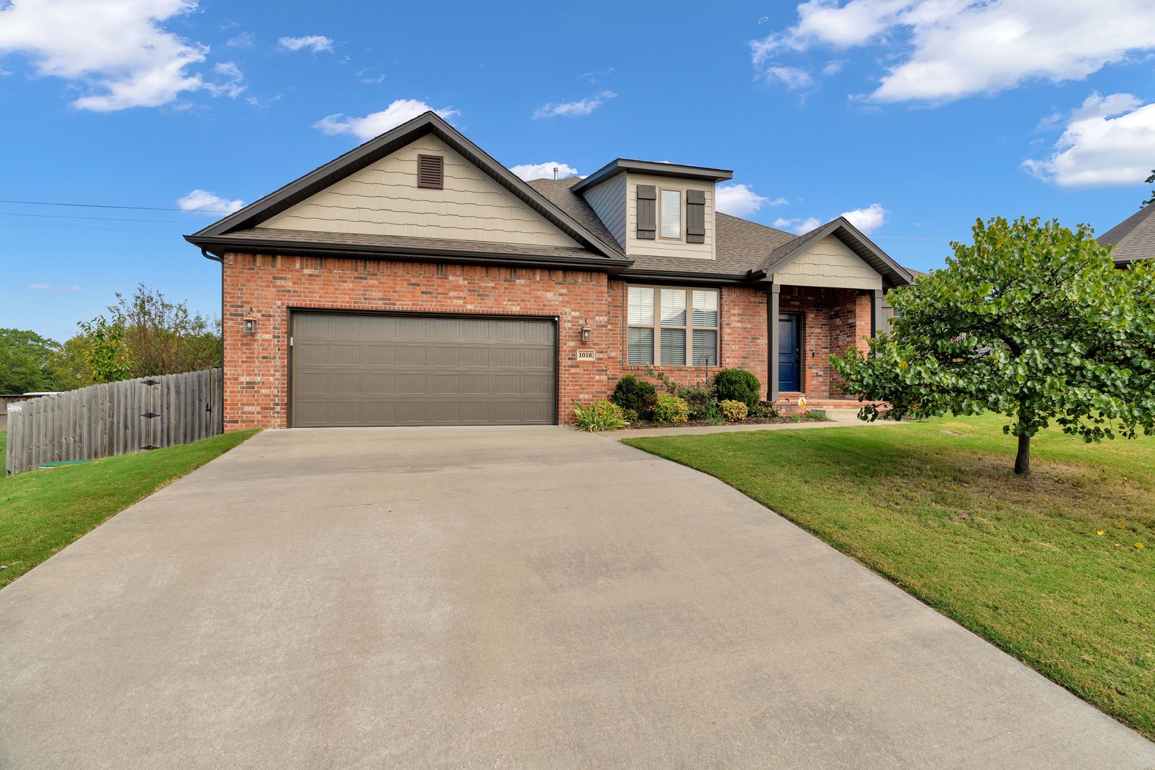 Cave Springs House: 1016 Marbella Ct.