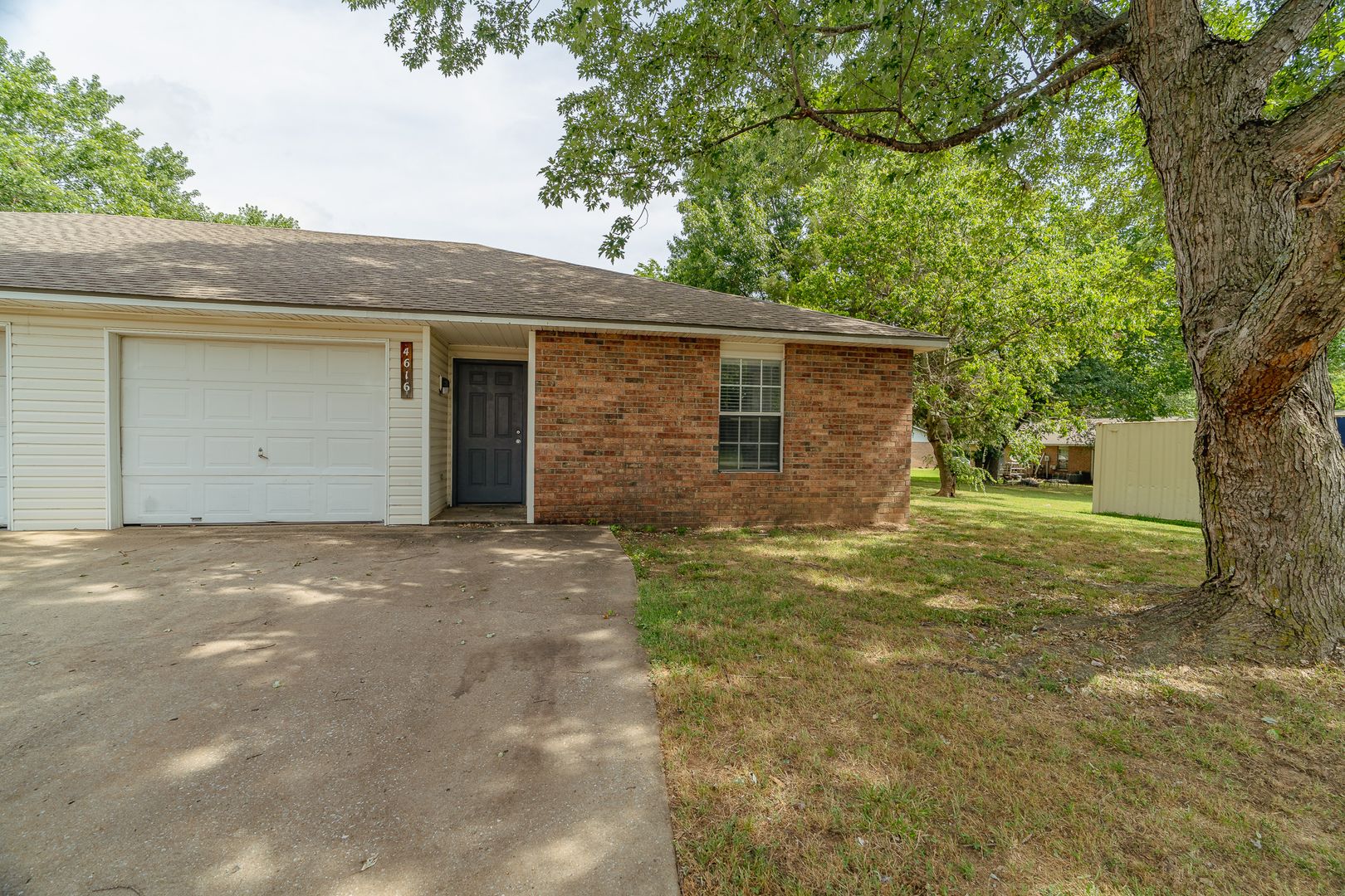 Fayetteville Apartment: 4616 W Patrick Street