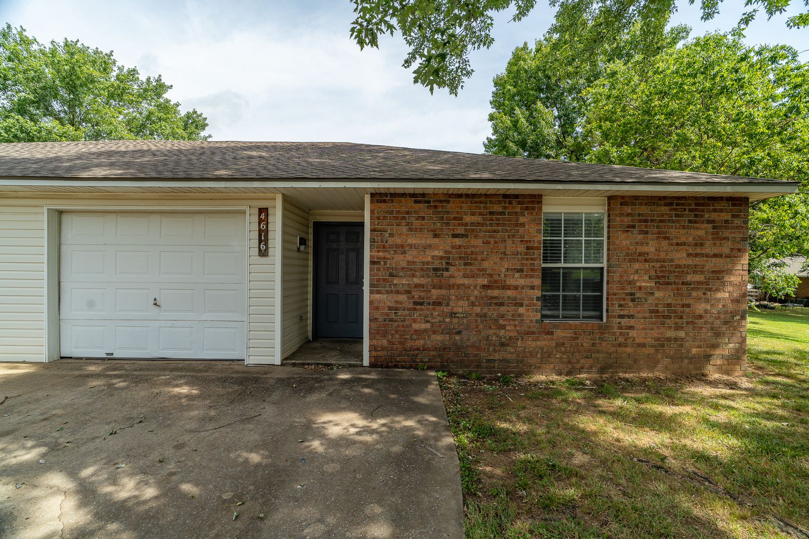 Fayetteville Apartment: 4616 W Patrick Street