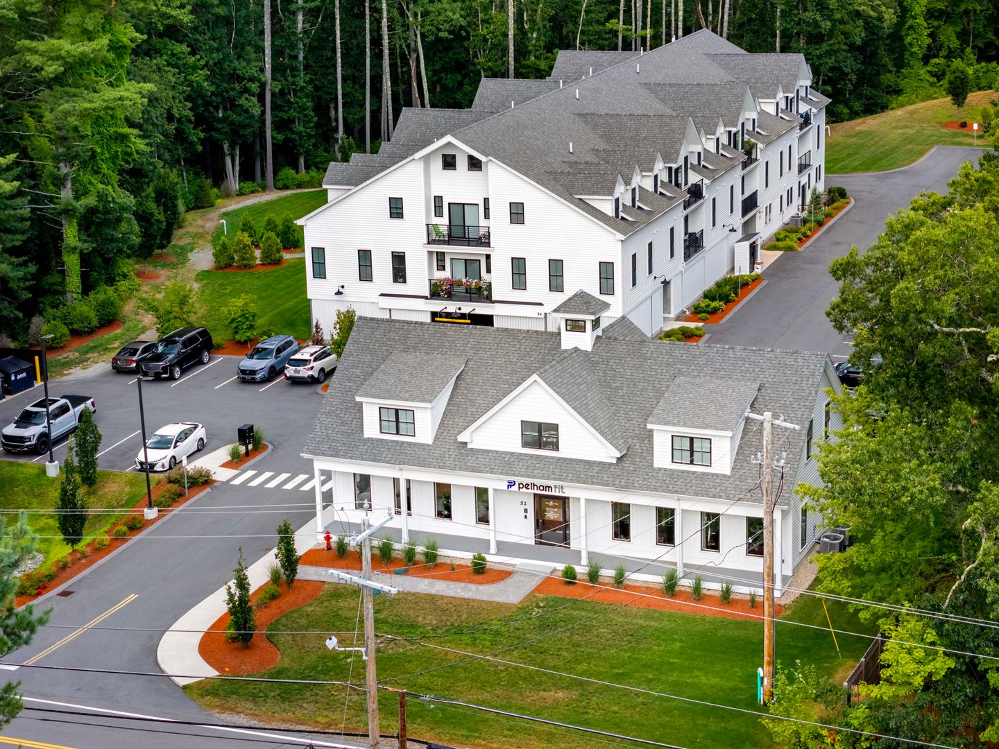 Pelham Apartment: 52-54 Windham Rd