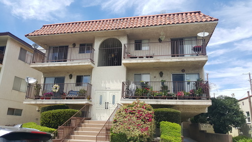 San Pedro Apartment: 1236 West 8th Street