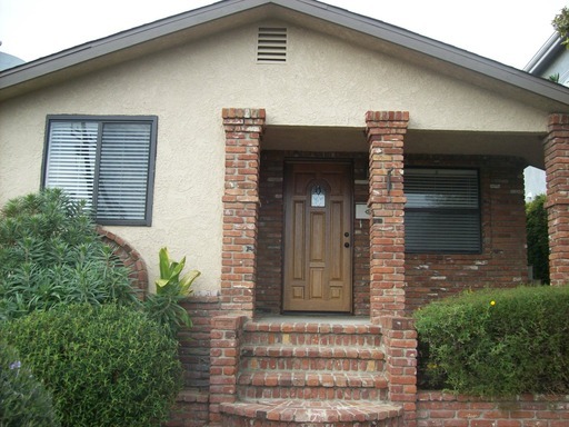 Bright, Upper, Two Bedroom In San Pedro!!!! – photo 1