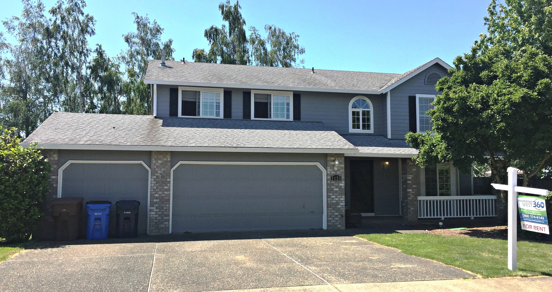 Camas House: 2121 NW Douglas Loop