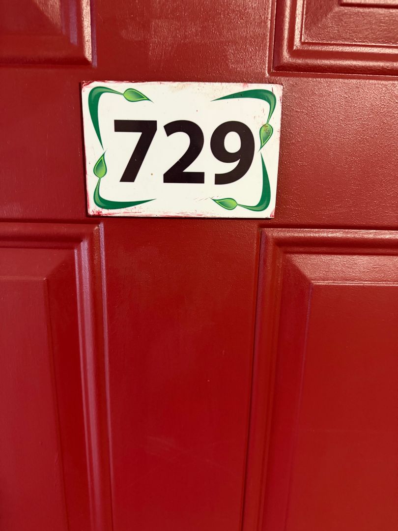 Evansville Apartment: 700 Chateau Drive