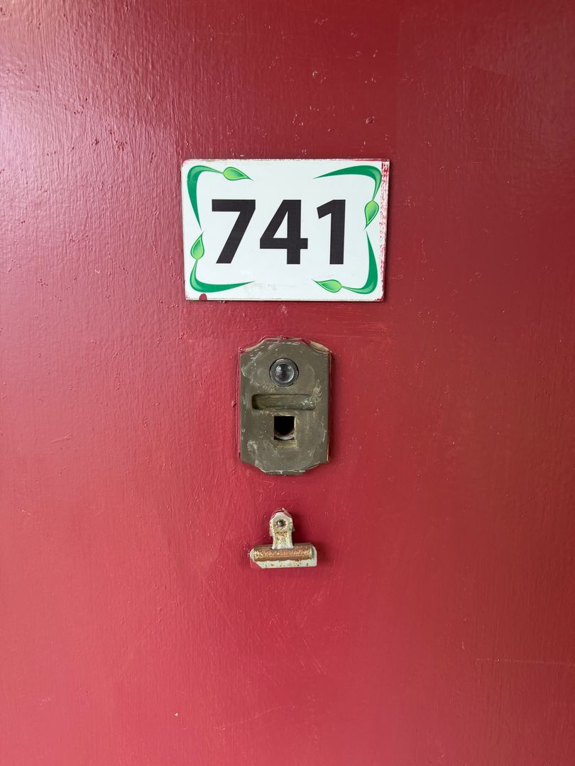 Evansville Apartment: 700 Chateau Drive