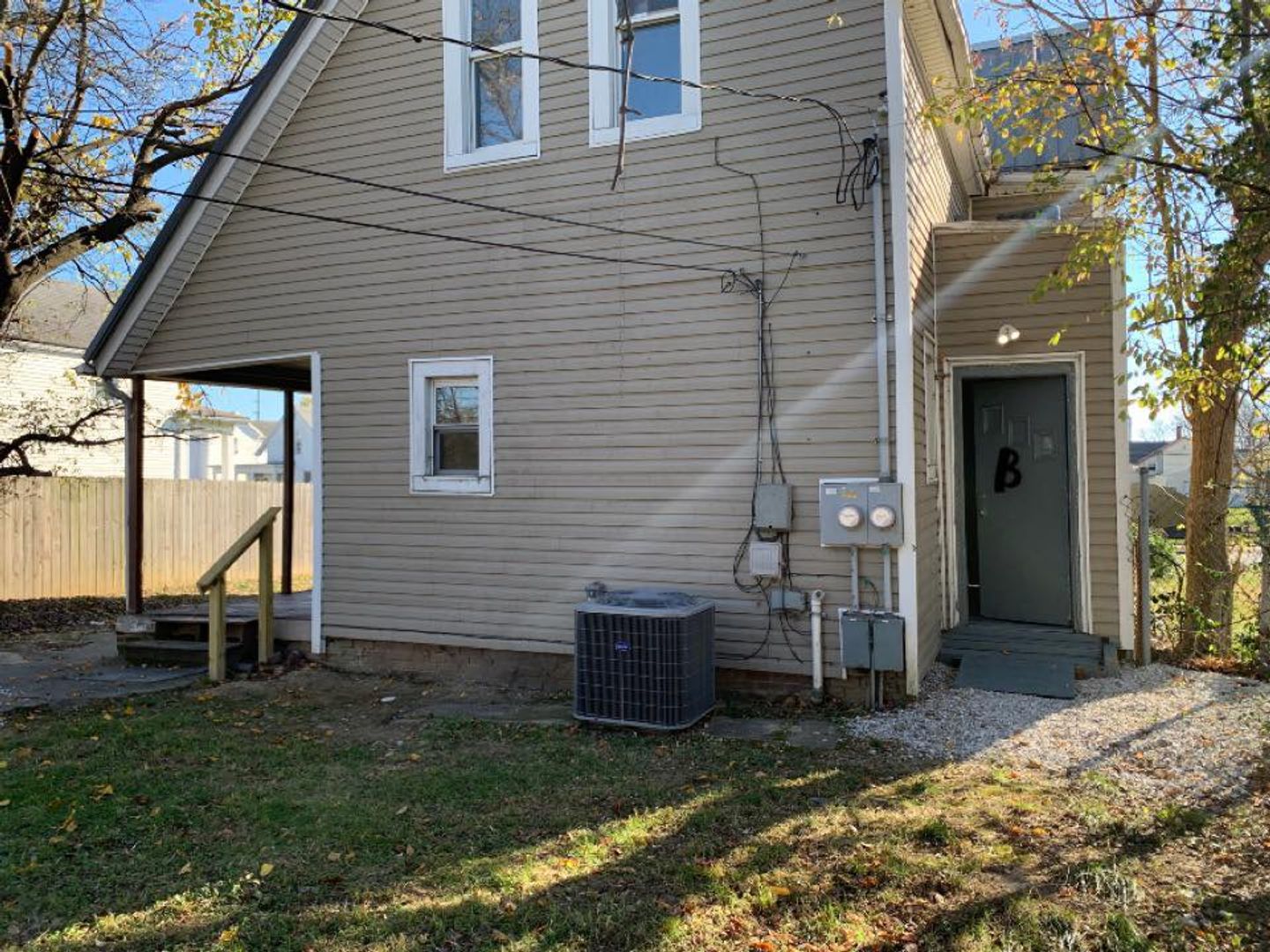 Evansville Apartment: 1407 Fountain Avenue