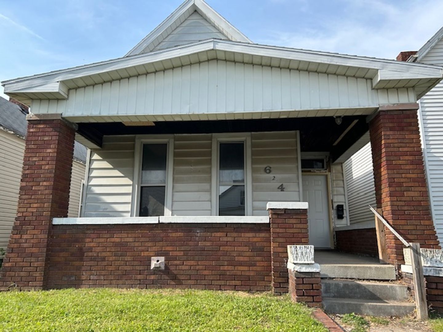 Evansville House: 624 East Delaware Street