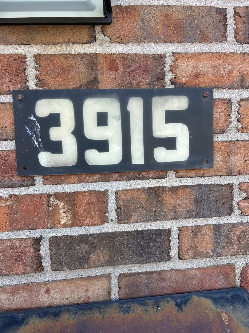 Evansville Apartment: 1210 Vista Court