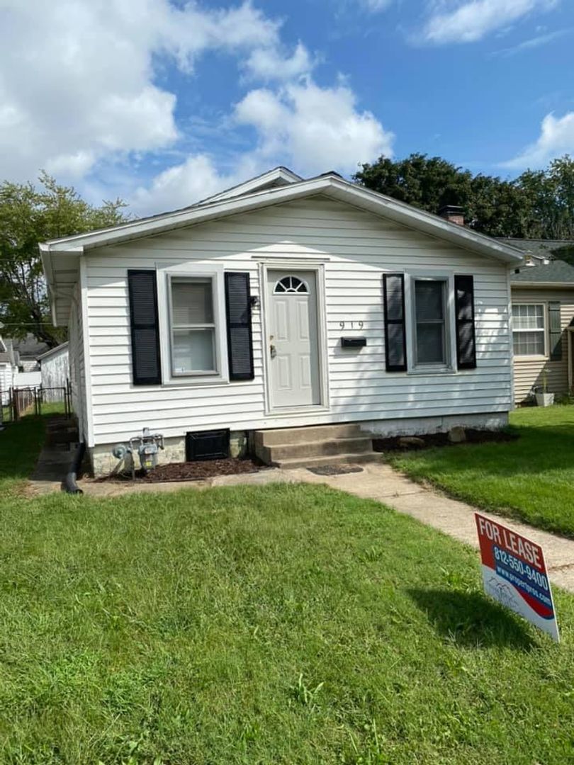 Evansville House: 919 Hercules Avenue