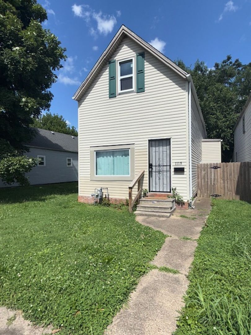 Evansville House: 1115 North Elliott Street