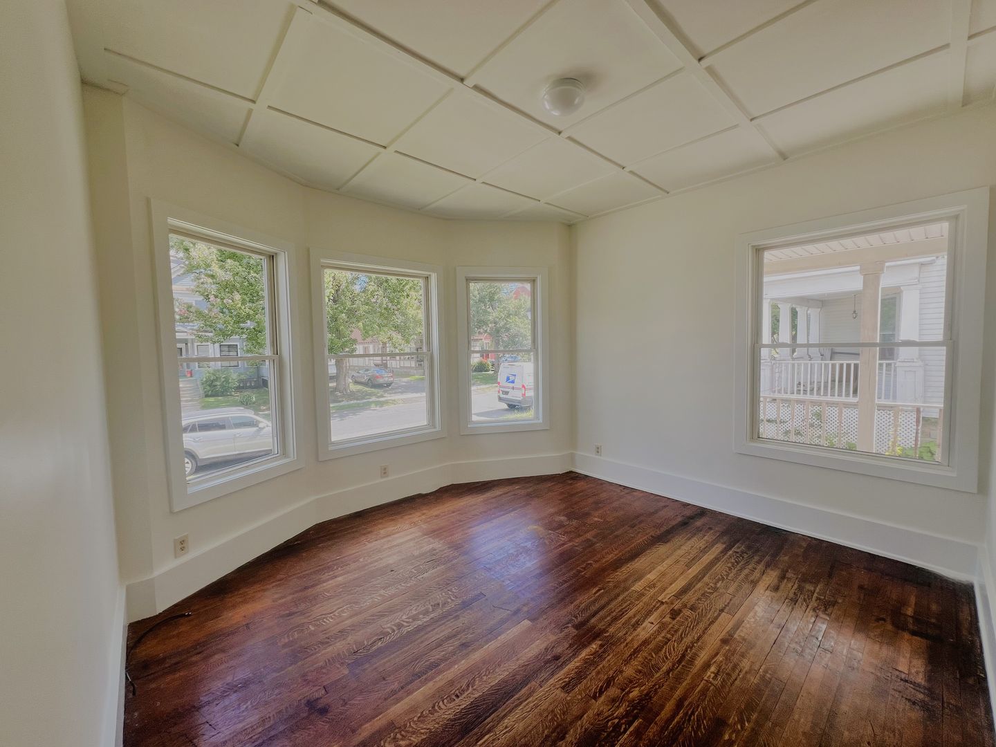 Pittsfield Apartment: 52/54 Bartlett Avenue