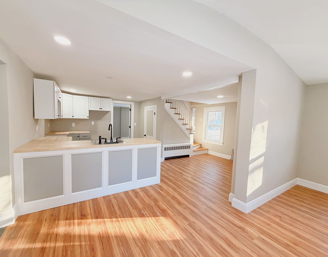 Pittsfield House: 26 Davis Street