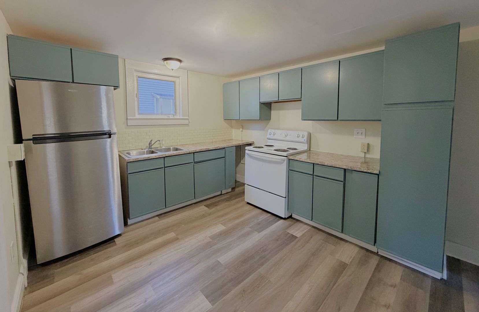 Lenox Dale Apartment: 8 Crystal Street