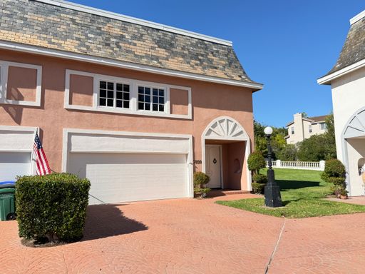 7490 Via De Fotuna, Carlsbad, CA 92009