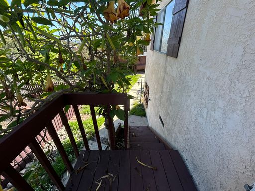 Listing photo thumbnail